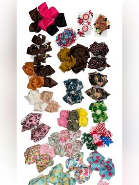 Girls array of hair bows.
Approximately 30+ hair bows